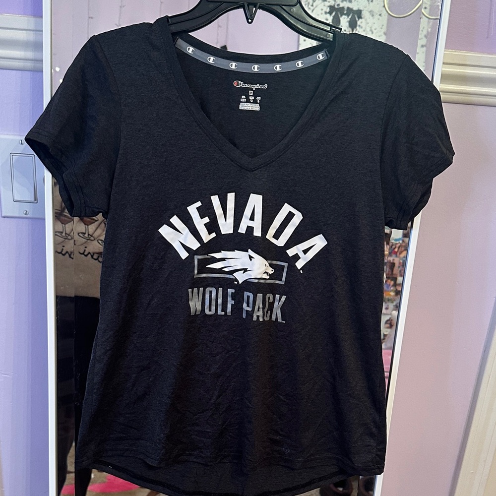 Champion Gray University of Nevada Wolf Pack V-Neck T-Shirt -Medium